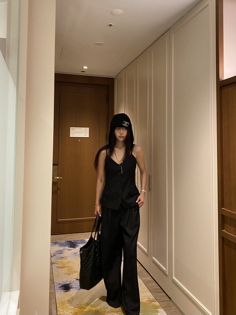 FOUREIGHT韓國直郵女士新品真品熱賣人氣26夏季吊帶背心紐扣FOUR EIGHT吊帶/背心