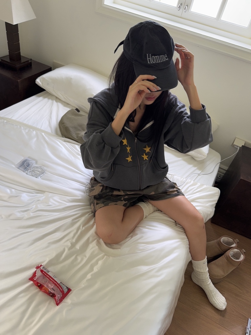 SUNDER MARKET韓國代購女裝新款時尚真品休閑熱賣26夏季衛衣SUNDER MARKET衛衣