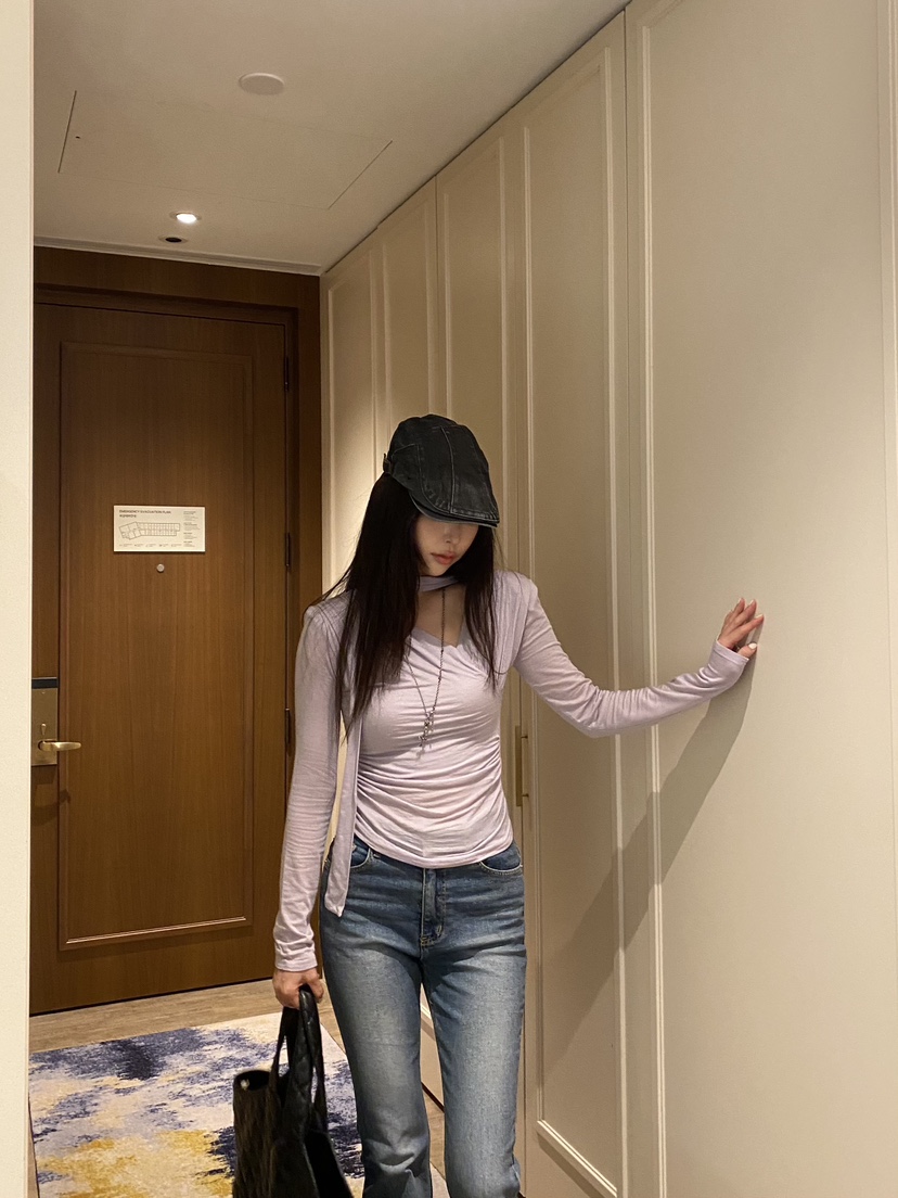 FOUREIGHT東大門實拍女裝新款真品休閑時尚推薦熱賣長袖T恤FOUR EIGHT長袖T恤