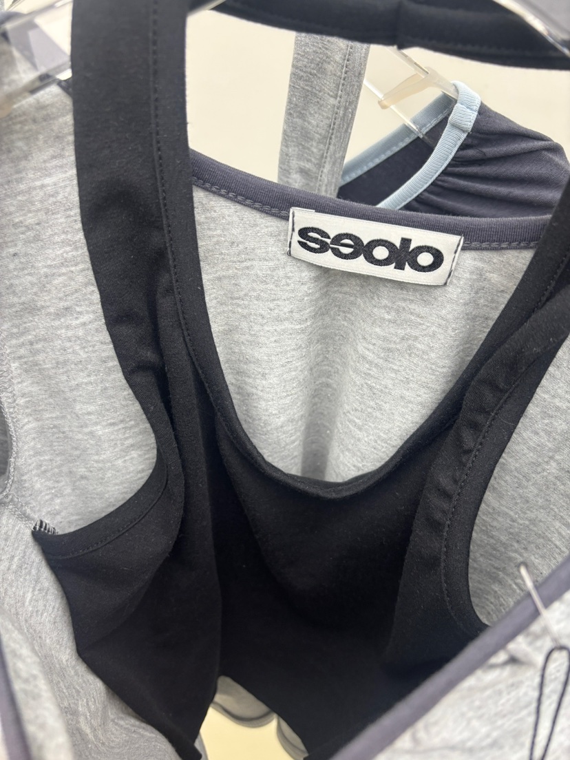 SEOLO韓國直郵女士新品真品休閑時尚26夏季長袖T恤V領露背Seolo seoul長袖T恤