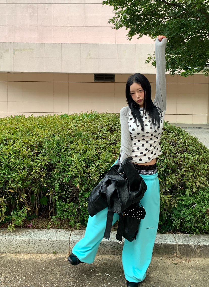 SEOLO韓國直郵女士新品真品休閑熱賣時尚人氣26夏季長袖T恤Seolo seoul長袖T恤