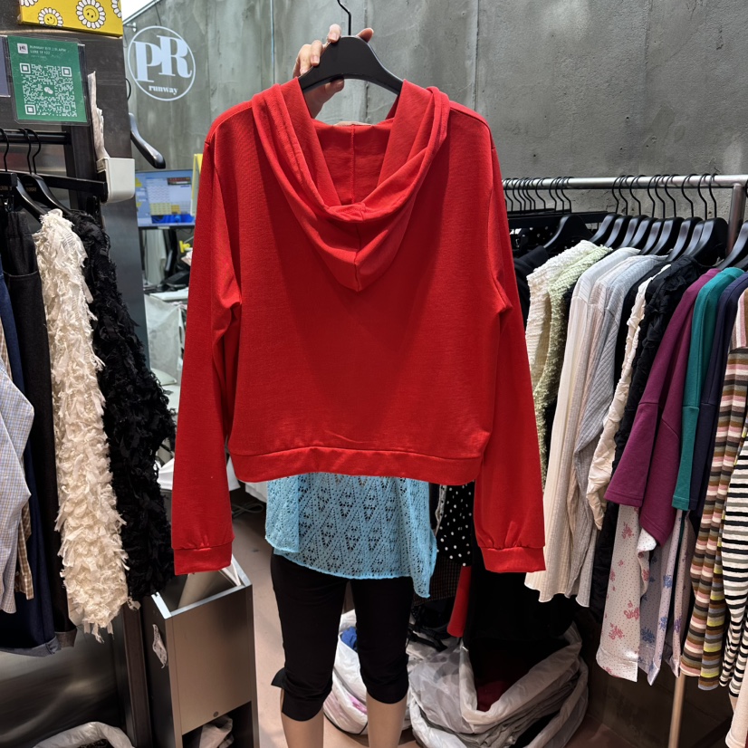 RUNWAY-런웨이東大門代購女士新款熱賣時尚人氣26夏季衛衣RUNWAY-런웨이衛衣