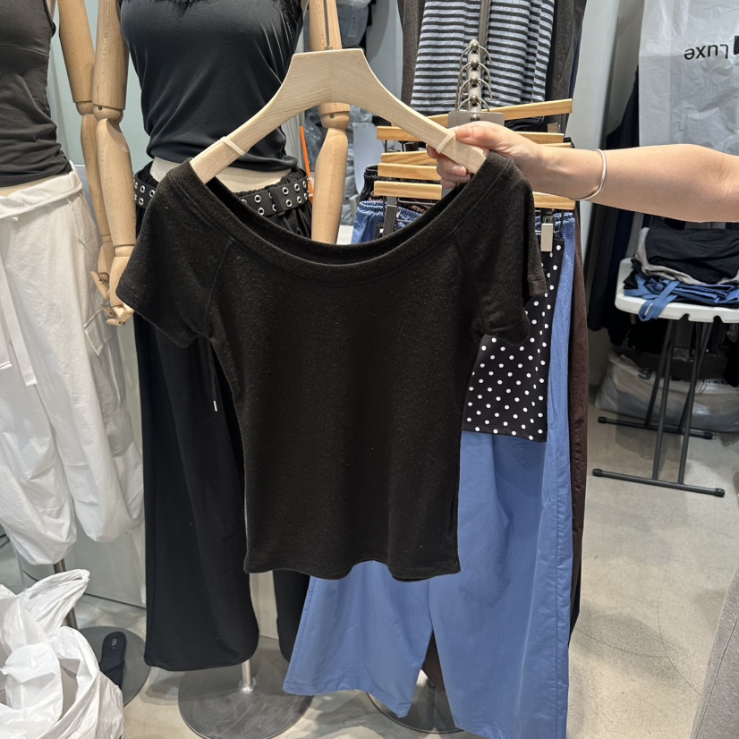 W.FATAL韓國代購女裝新品熱賣26夏季推薦時尚T恤安哥拉船領W.FATALT恤圖色4黑色