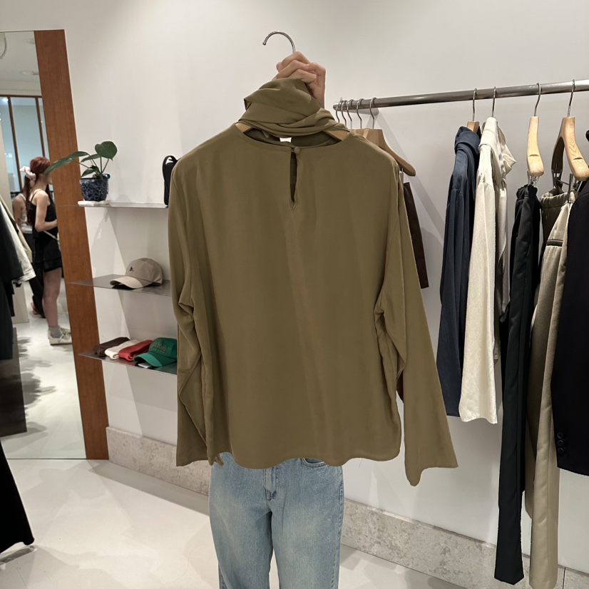ANDMORE BUTTON韓國代購女士新款真品人氣襯衫蕾絲衫圍巾ANDMORE BUTTON襯衫/蕾絲衫