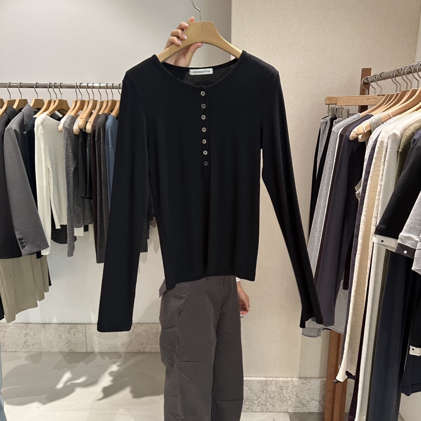 ANDMORE BUTTON韓國直郵女士新品推薦熱賣長袖T恤紐扣羅紋ANDMORE BUTTON長袖T恤圖色5黑色