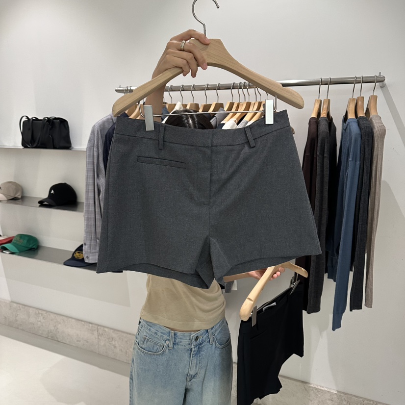 ANDMORE BUTTON韓國直郵女裝新款26夏季熱賣推薦真品短褲ANDMORE BUTTON短褲圖色1