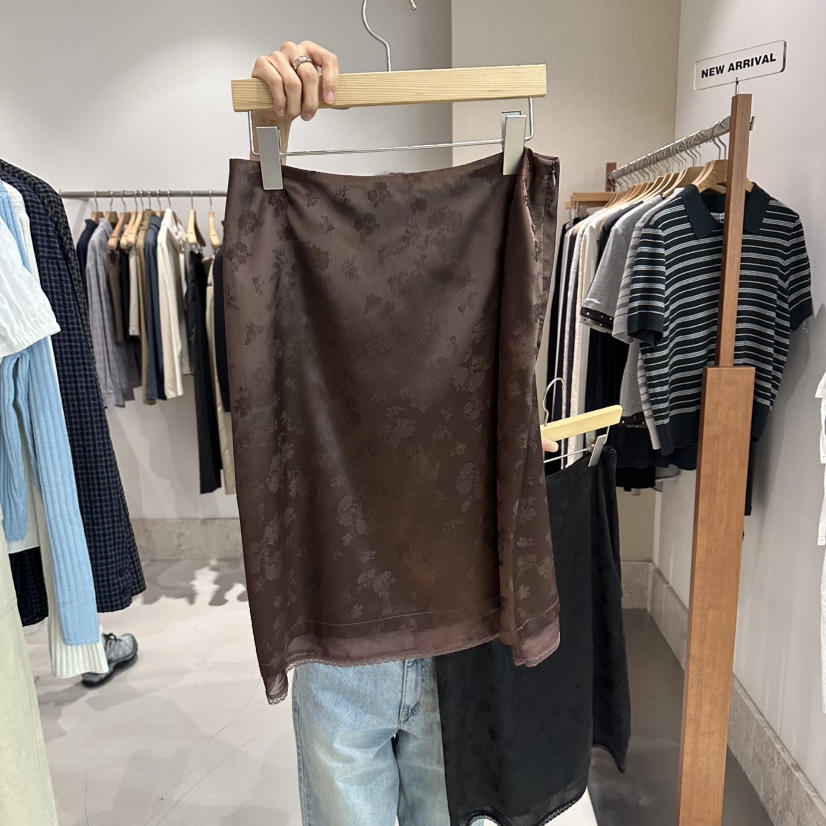ANDMORE BUTTON韓國代購女裝新品時尚熱賣真品半身裙中短裙ANDMORE BUTTON半身裙/中短裙圖色1