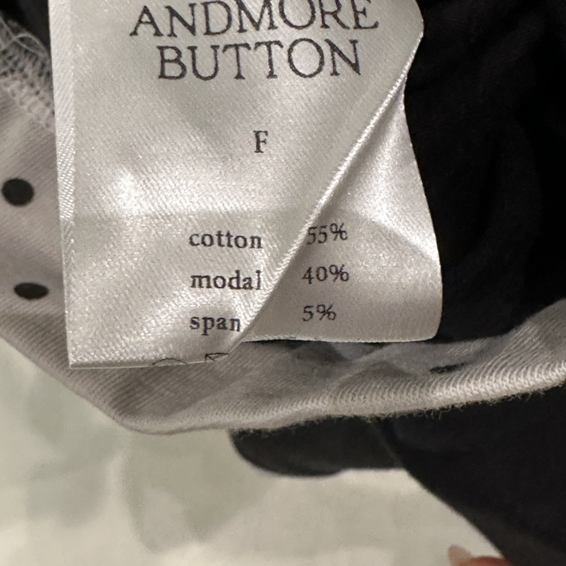 ANDMORE BUTTON韓國代購女裝新品26夏季熱賣真品人氣T恤ANDMORE BUTTONT恤
