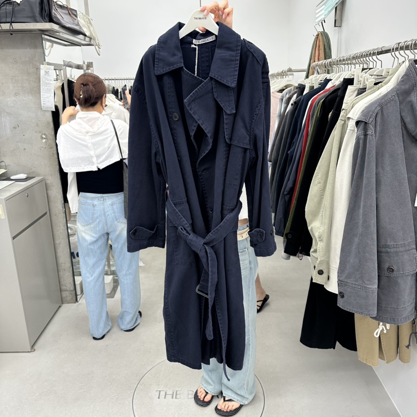 BREATHE東大門代購女士新品真品休閑長款風衣含腰帶斜紋布BREATHE長款風衣圖色2深藍色