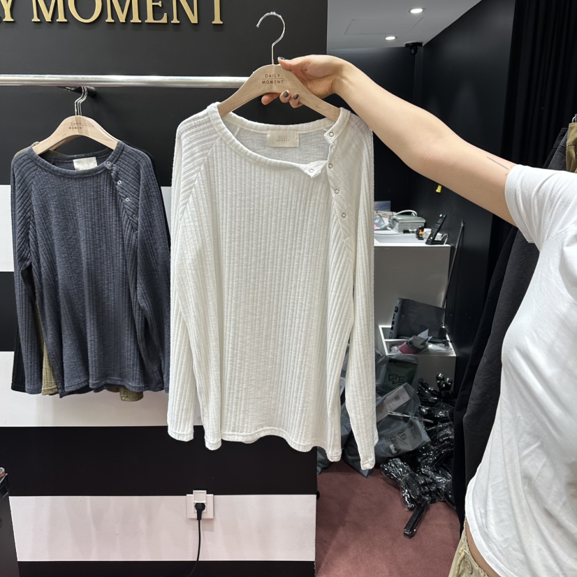DAILY MOMENT韓國直郵女士新品休閑26夏季真品熱賣長袖T恤DAILY MOMENT長袖T恤圖色1