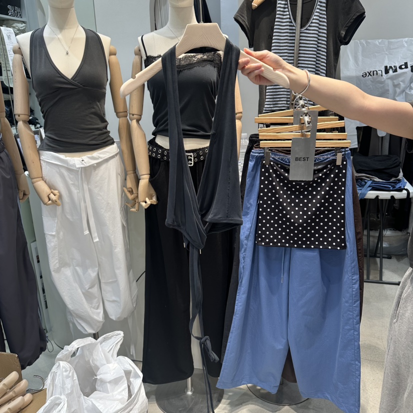 W.FATAL東大門代購女士新款熱賣26夏季時尚吊帶背心莫代爾W.FATAL吊帶/背心圖色2