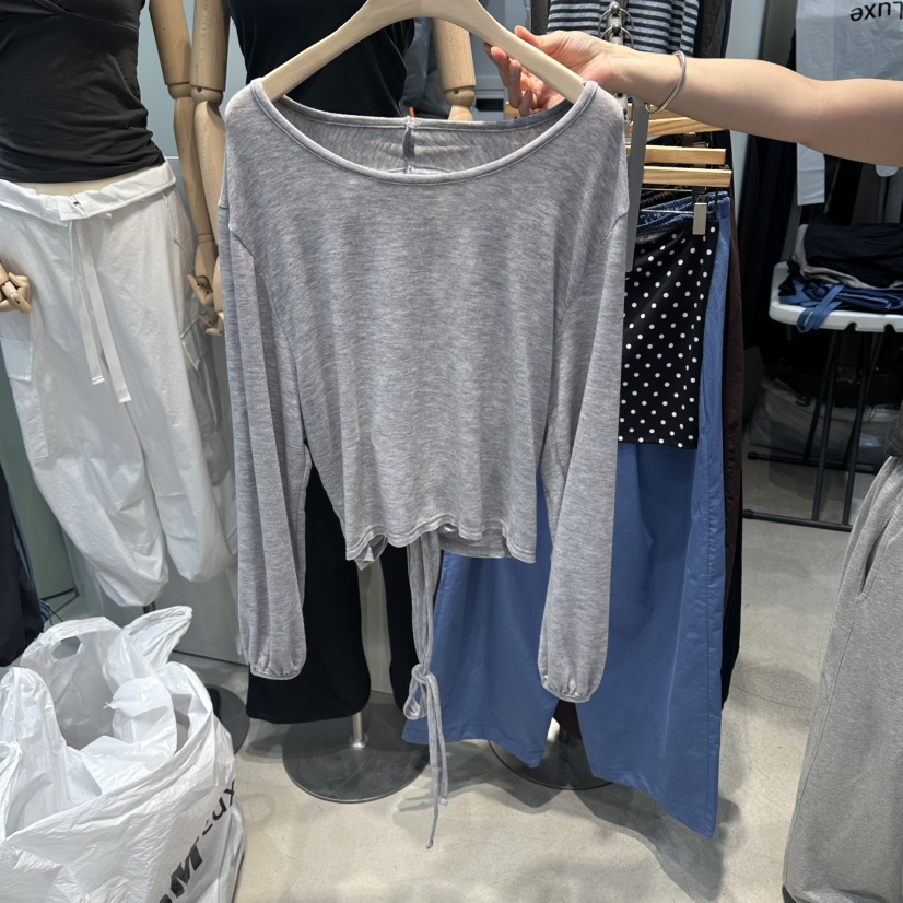 W.FATAL韓國代購女士新款真品26夏季熱賣時尚長袖T恤開衩W.FATAL長袖T恤圖色1