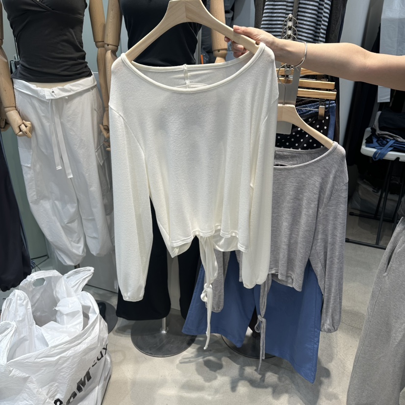 W.FATAL韓國代購女士新款真品26夏季熱賣時尚長袖T恤開衩W.FATAL長袖T恤圖色2