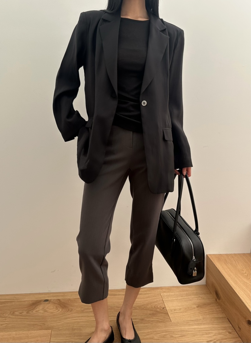 LE VASE東大門實拍女士新品熱賣休閑推薦26春夏職業短褲LE VASE短褲