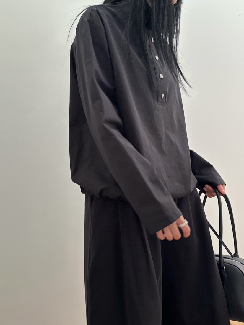 LE VASE東大門直郵女裝新品休閑職業真品推薦長袖T恤高領LE VASE長袖T恤