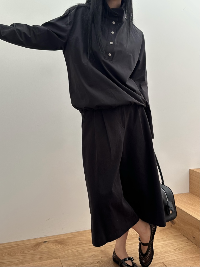 LE VASE東大門直郵女裝新品休閑職業真品推薦長袖T恤高領LE VASE長袖T恤