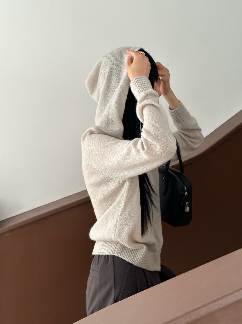LE VASE東大門直郵女裝新款人氣26春夏針織衫馬海毛連帽LE VASE針織衫