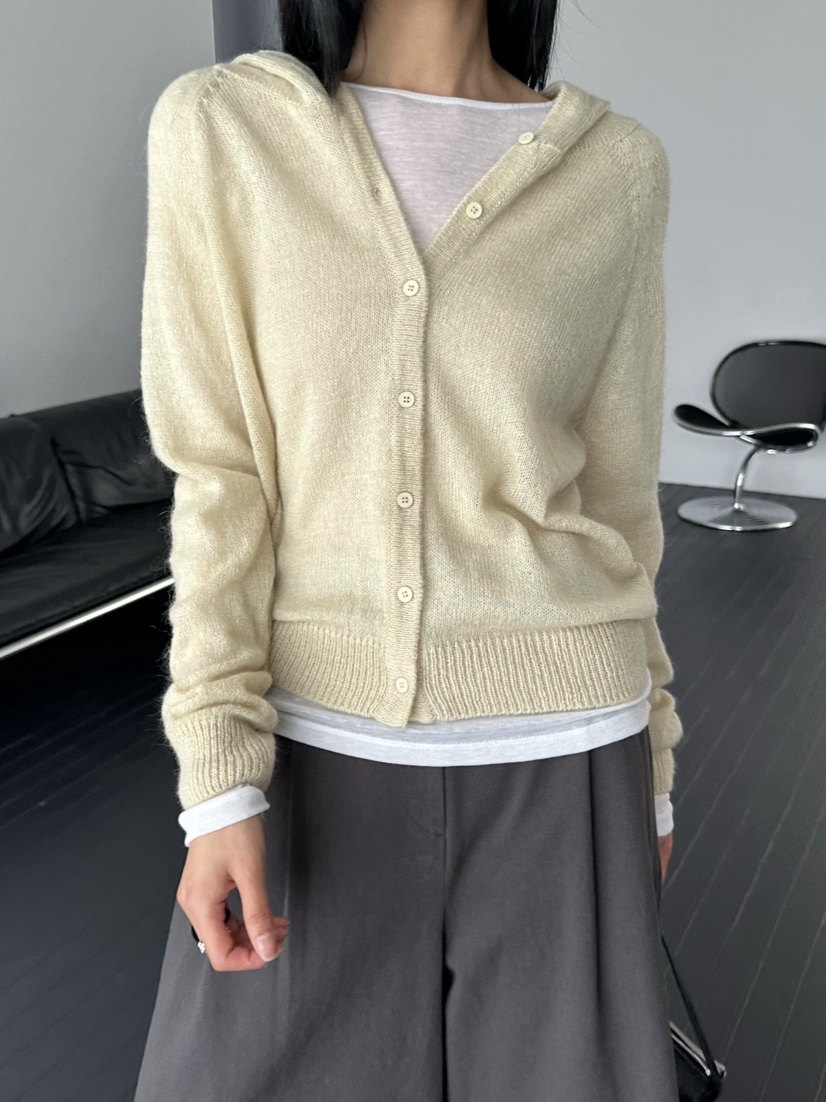 LE VASE東大門直郵女裝新款人氣26春夏針織衫馬海毛連帽LE VASE針織衫圖色1