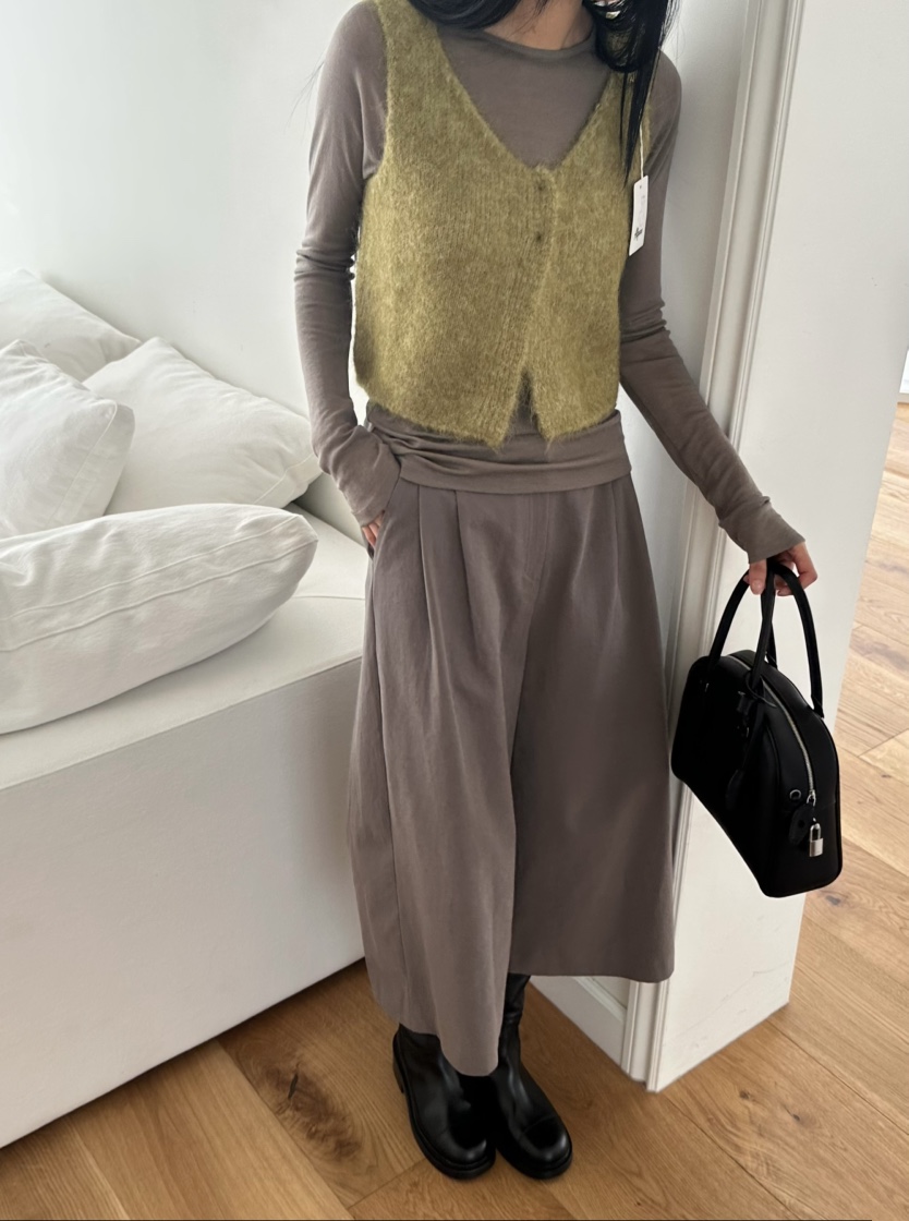 LE VASE韓國直郵女裝新款26春夏真品人氣職業時尚馬甲羊駝LE VASE馬甲
