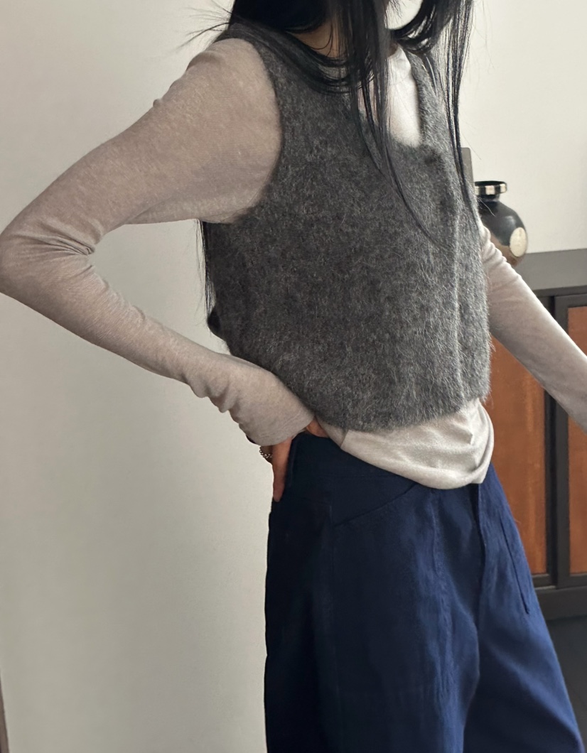 LE VASE韓國直郵女裝新款26春夏真品人氣職業時尚馬甲羊駝LE VASE馬甲