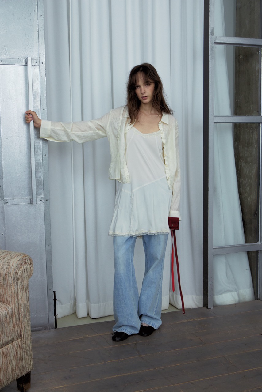 WEARABLE-L韓國直郵女士新品休閑熱賣26春夏襯衫蕾絲衫褶皺WEARABLE襯衫/蕾絲衫