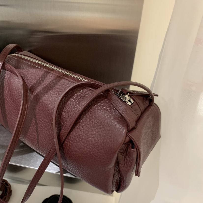 AUBE東大門直郵女士新品真品時尚職業推薦熱賣單肩斜跨包AUBE單肩/斜跨包