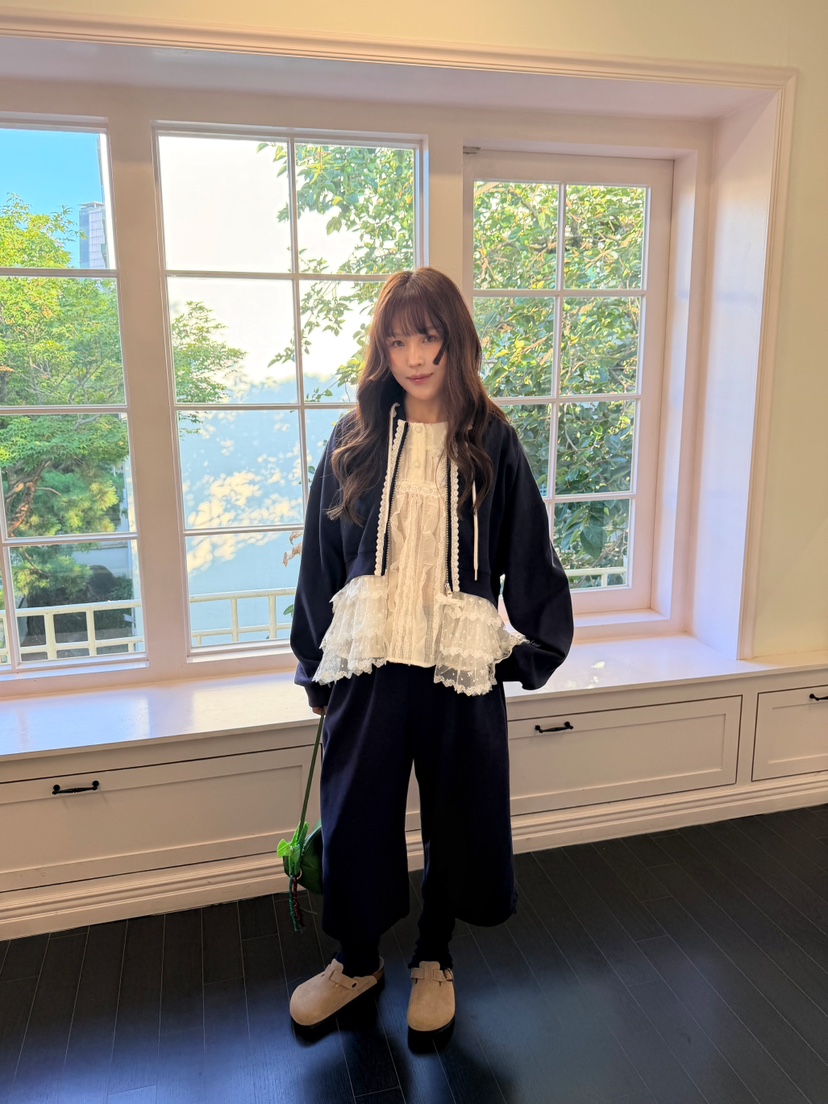 BOUTIQUE-L東大門代購女士新品熱賣人氣推薦26初秋衛衣蕾絲BOUTIQUE-L衛衣