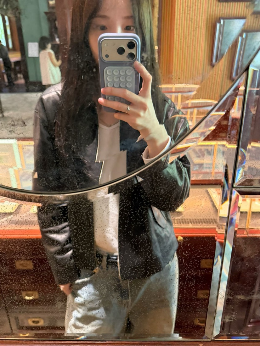 ARKIE/TAF東大門直郵女士新款職業時尚熱賣推薦長袖T恤V領ARKIE/TAF長袖T恤