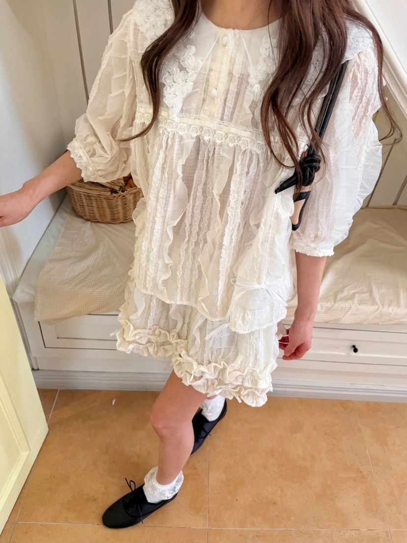 BOUTIQUE-L東大門代購女士新品26秋冬人氣時尚襯衫蕾絲衫BOUTIQUE-L襯衫/蕾絲衫