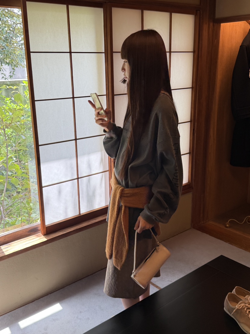 LOGARDEN韓國直郵女裝新品職業熱賣人氣26秋冬26初秋衛衣LO GARDEN衛衣