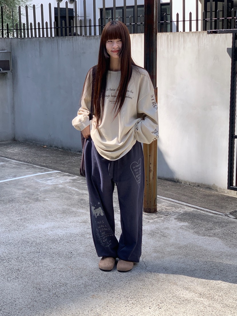 LOGARDEN韓國直郵女裝新品職業熱賣人氣26秋冬26初秋衛衣LO GARDEN衛衣
