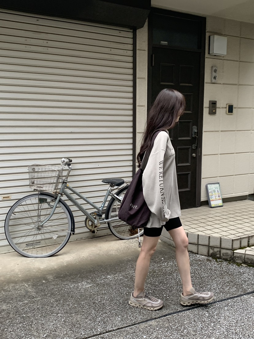 LOGARDEN韓國直郵女裝新品職業熱賣人氣26秋冬26初秋衛衣LO GARDEN衛衣
