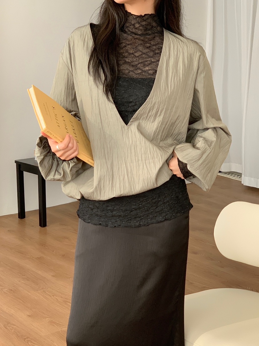 CM東大門代購女士新款26秋冬職業26初秋人氣襯衫蕾絲衫深VCM_centimeter襯衫/蕾絲衫