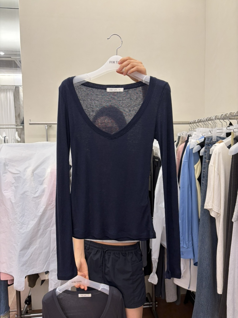 FOR TAPE東大門實拍女士新品熱賣休閑推薦長袖T恤V領深VFOR TAPE長袖T恤圖色4