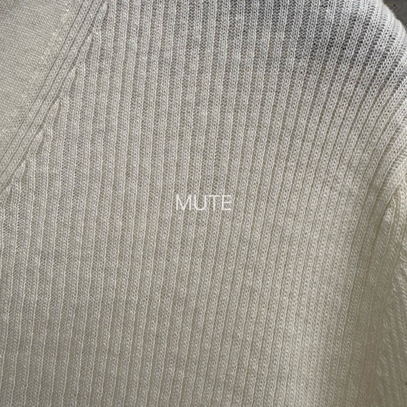 MUTE-P東大門直郵女裝新品26秋冬職業推薦休閑熱賣針織衫MUTE針織衫