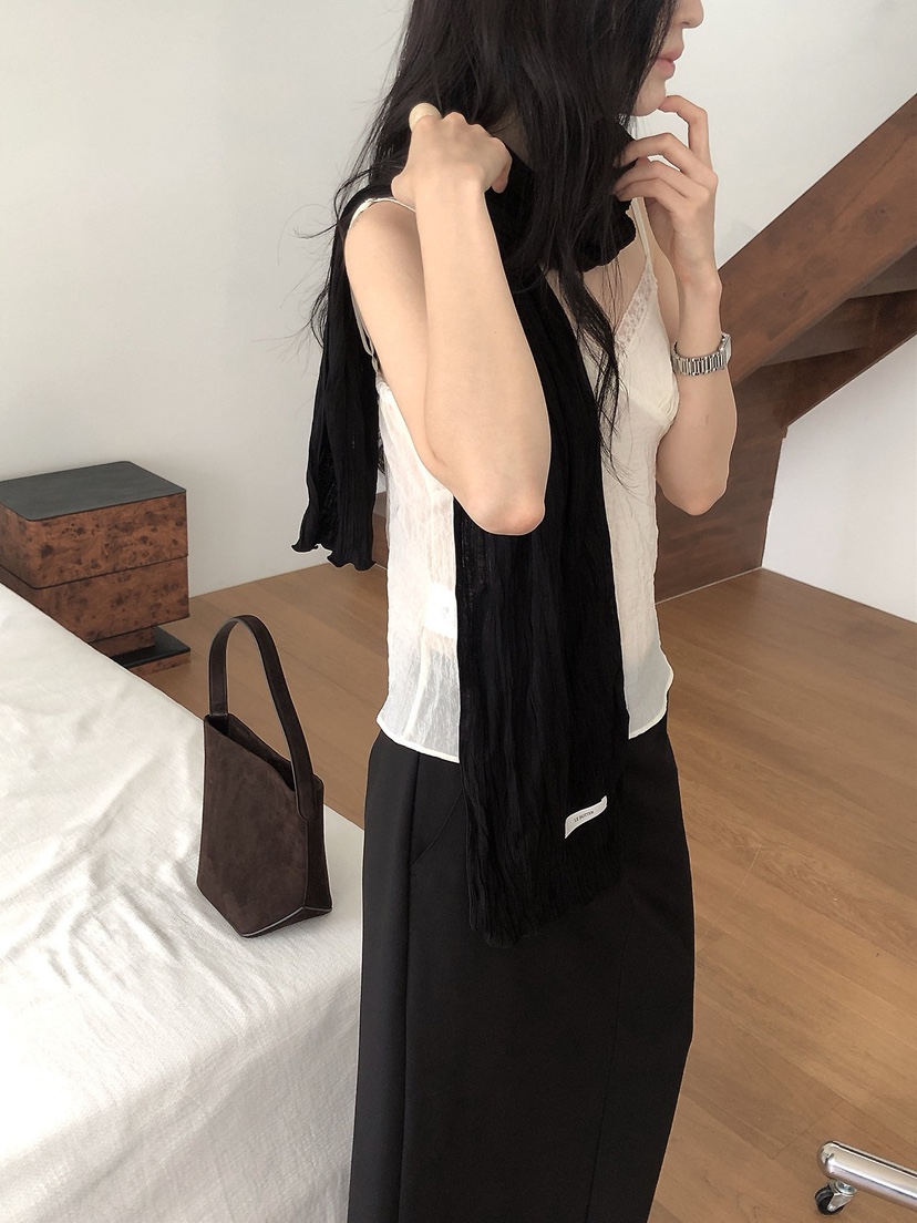 LE BUTTER韓國直郵女士新品熱賣推薦休閑圍巾披肩褶皺圍巾LE BUTTER圍巾/披肩