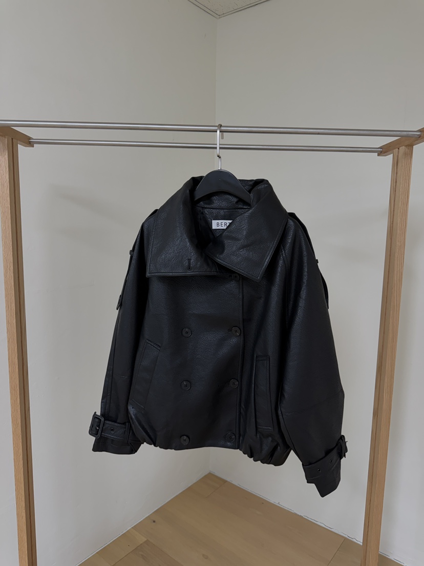 BLACK PIG/BERTO東大門代購女裝新款推薦時尚真品26初秋皮衣BLACK PIG/BERTO皮衣