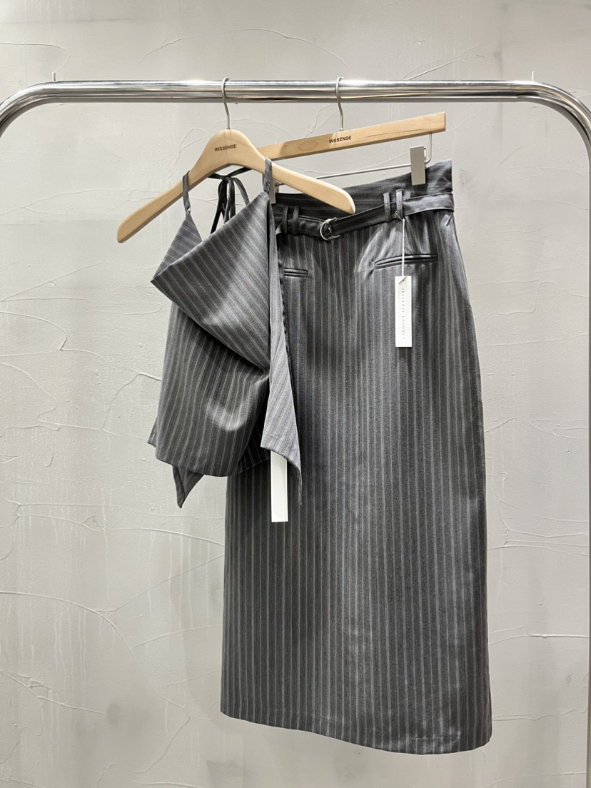 INSSENSE-A東大門直郵女士新款時尚26初秋職業吊帶背心露背INSSENSE-A吊帶/背心