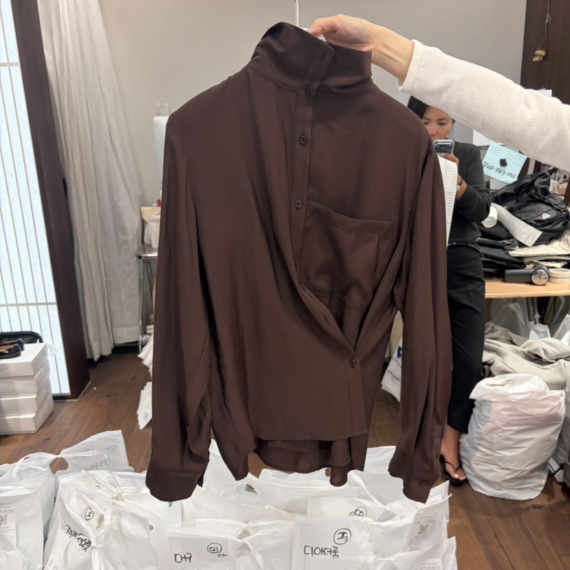 UNDERSTANDING韓國代購女士新品職業推薦時尚襯衫蕾絲衫口袋UNDERSTANDING襯衫/蕾絲衫圖色2