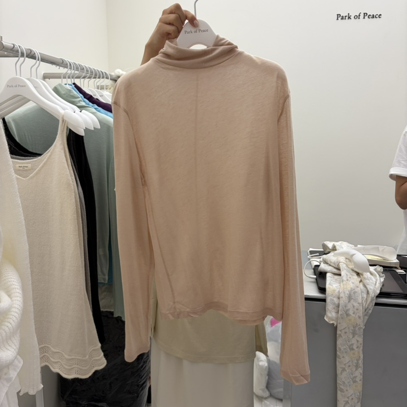 BREEZE東大門直郵女士新品熱賣人氣休閑26秋冬長袖T恤高領BREEZE長袖T恤圖色2