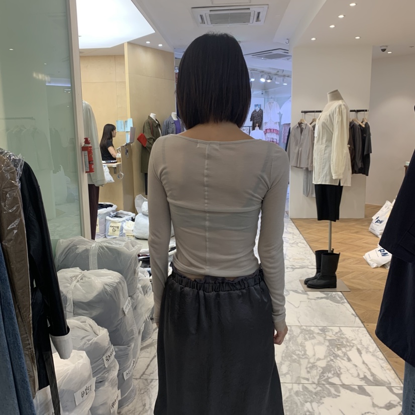 ALMOND韓國直郵女士新款真品26秋冬時尚熱賣推薦人氣長袖T恤ALMOND長袖T恤