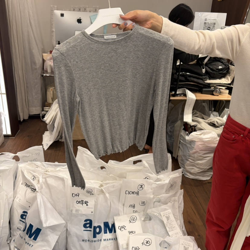 UNDERSTANDING東大門代購女士新品26初秋人氣長袖T恤天絲UNDERSTANDING長袖T恤圖色2