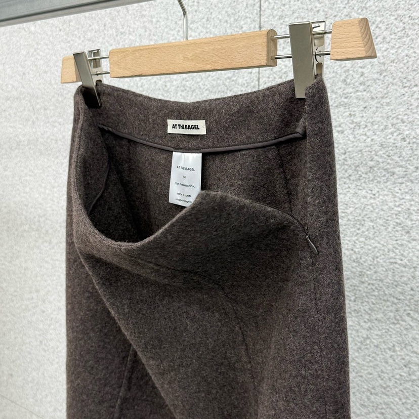 AT THE BAGEL東大門實拍女士新款26初秋時尚熱賣人氣長裙AT THE BAGEL長裙
