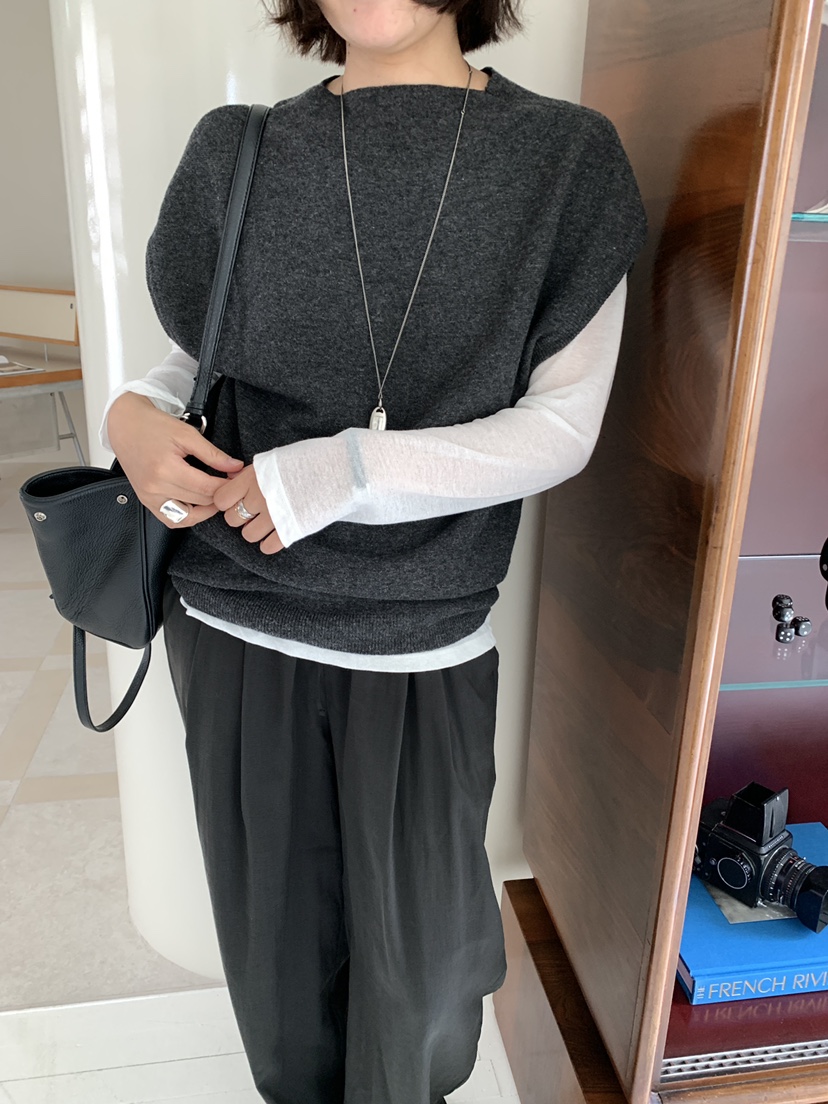 空韓國代購女士新款人氣時尚熱賣針織衫不含內搭雙面圍巾TORRE針織衫圖色3
