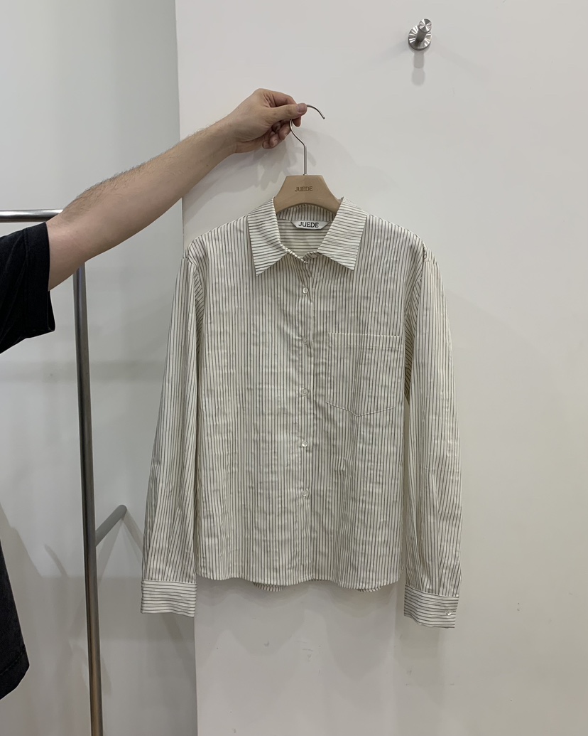 JUEDE東大門實拍女士新品熱賣襯衫蕾絲衫JUEDE襯衫/蕾絲衫