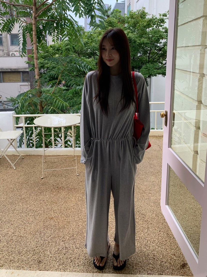 LIKEVAM東大門直郵女裝新款26初秋熱賣時尚26秋冬真品連體褲LIKEVAM連體褲