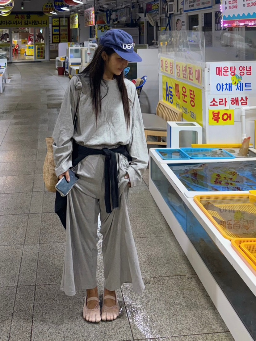LIKEVAM東大門直郵女裝新款26初秋熱賣時尚26秋冬真品連體褲LIKEVAM連體褲