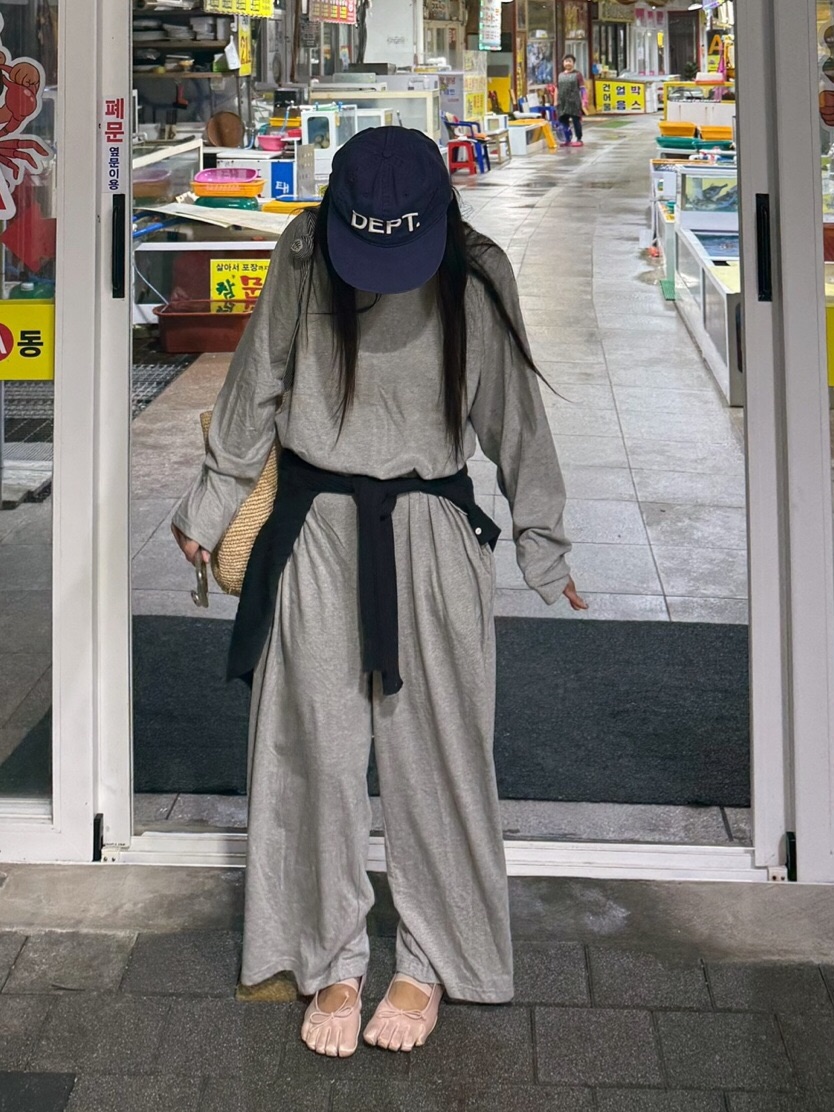 LIKEVAM東大門直郵女裝新款26初秋熱賣時尚26秋冬真品連體褲LIKEVAM連體褲