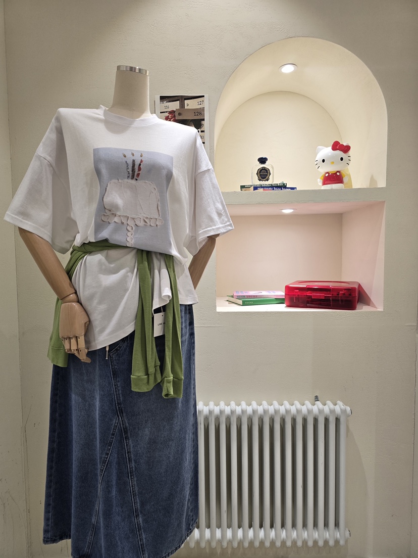 LIKEVAM韓國代購女裝新品休閑時尚人氣真品推薦26初秋T恤LIKEVAMT恤