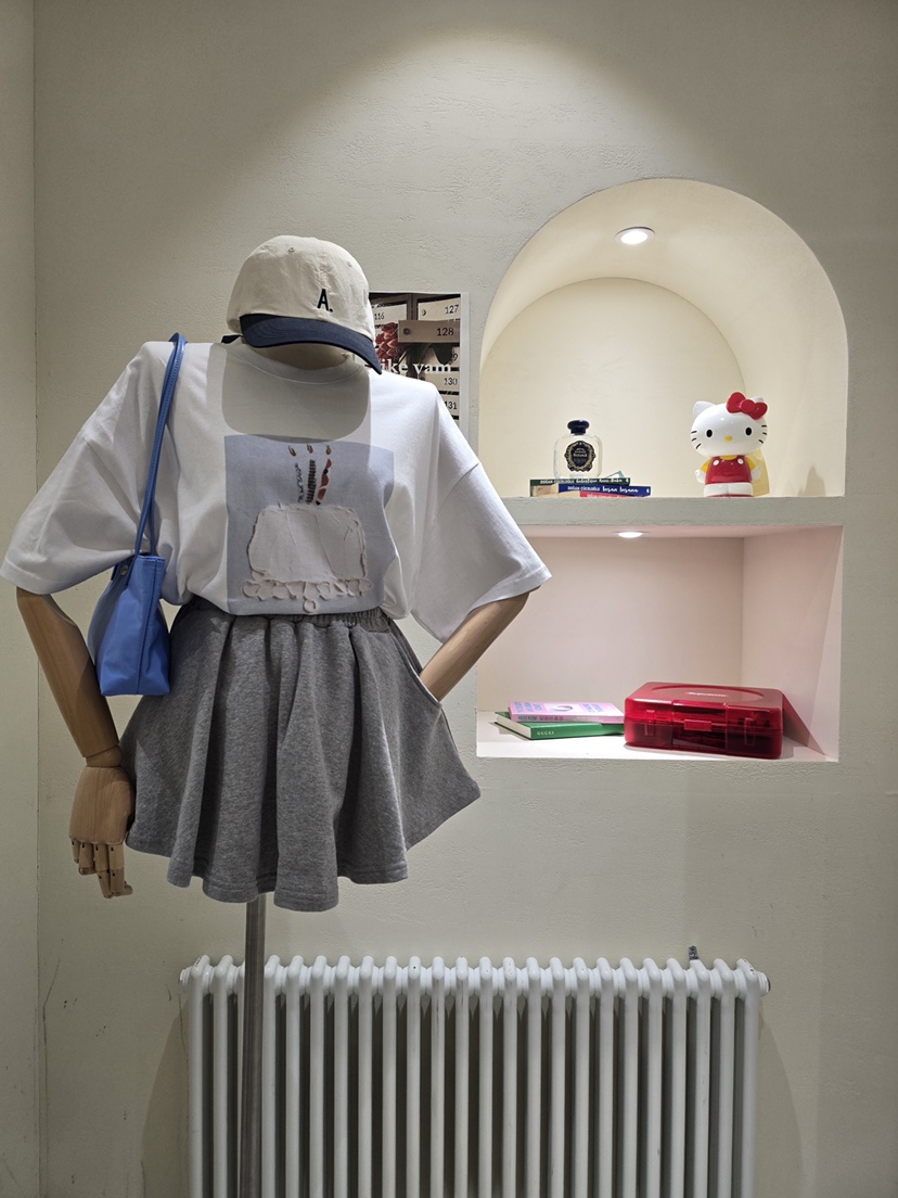 LIKEVAM韓國代購女裝新品休閑時尚人氣真品推薦26初秋T恤LIKEVAMT恤